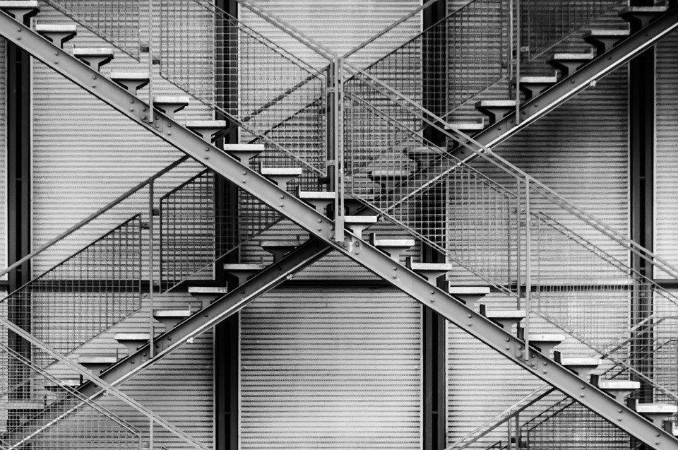 What Types Of Staircase Make The Best Use Of Steel Fabrication